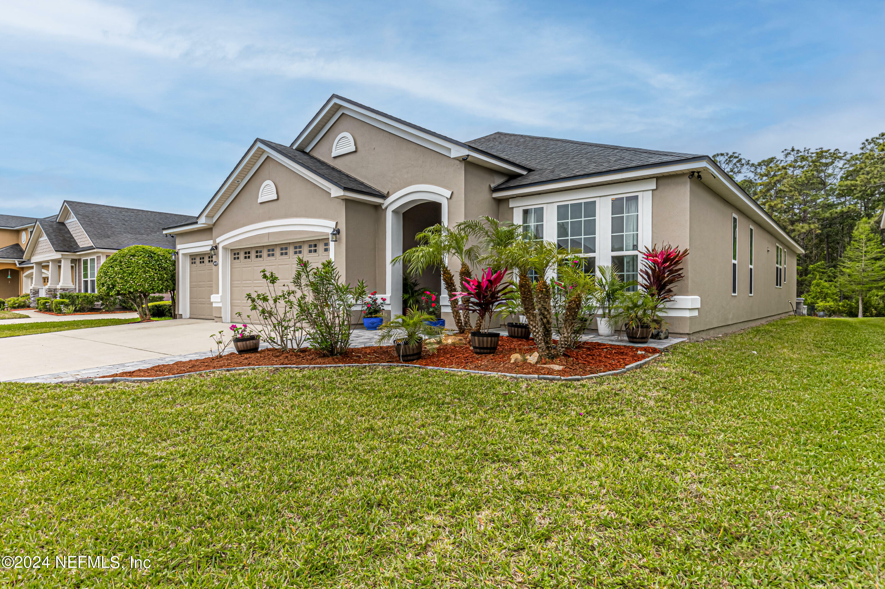 Property Photo:  14420 Garden Gate Drive  FL 32258 