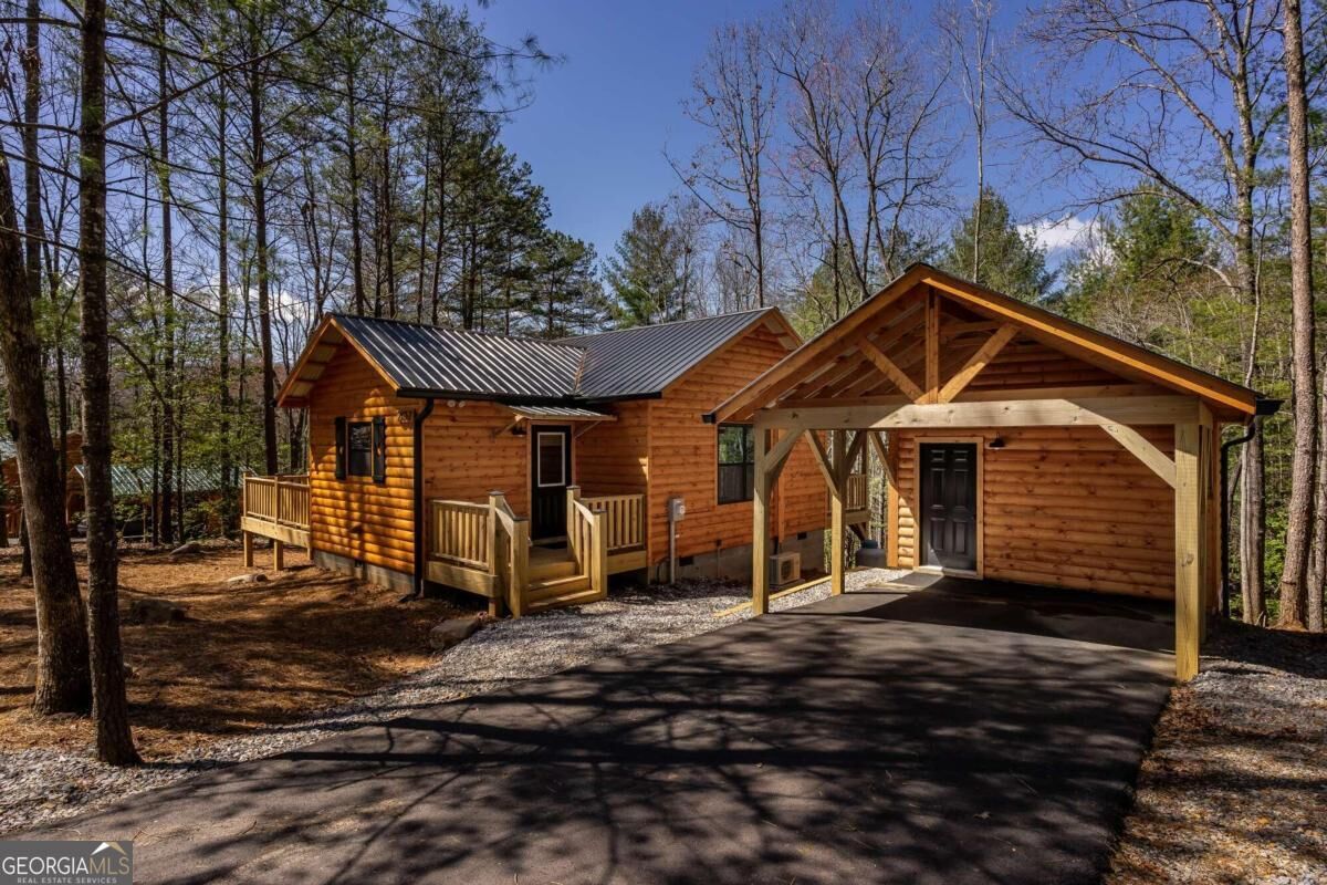 Property Photo: 207 Bentley Cove 310 NC 28908