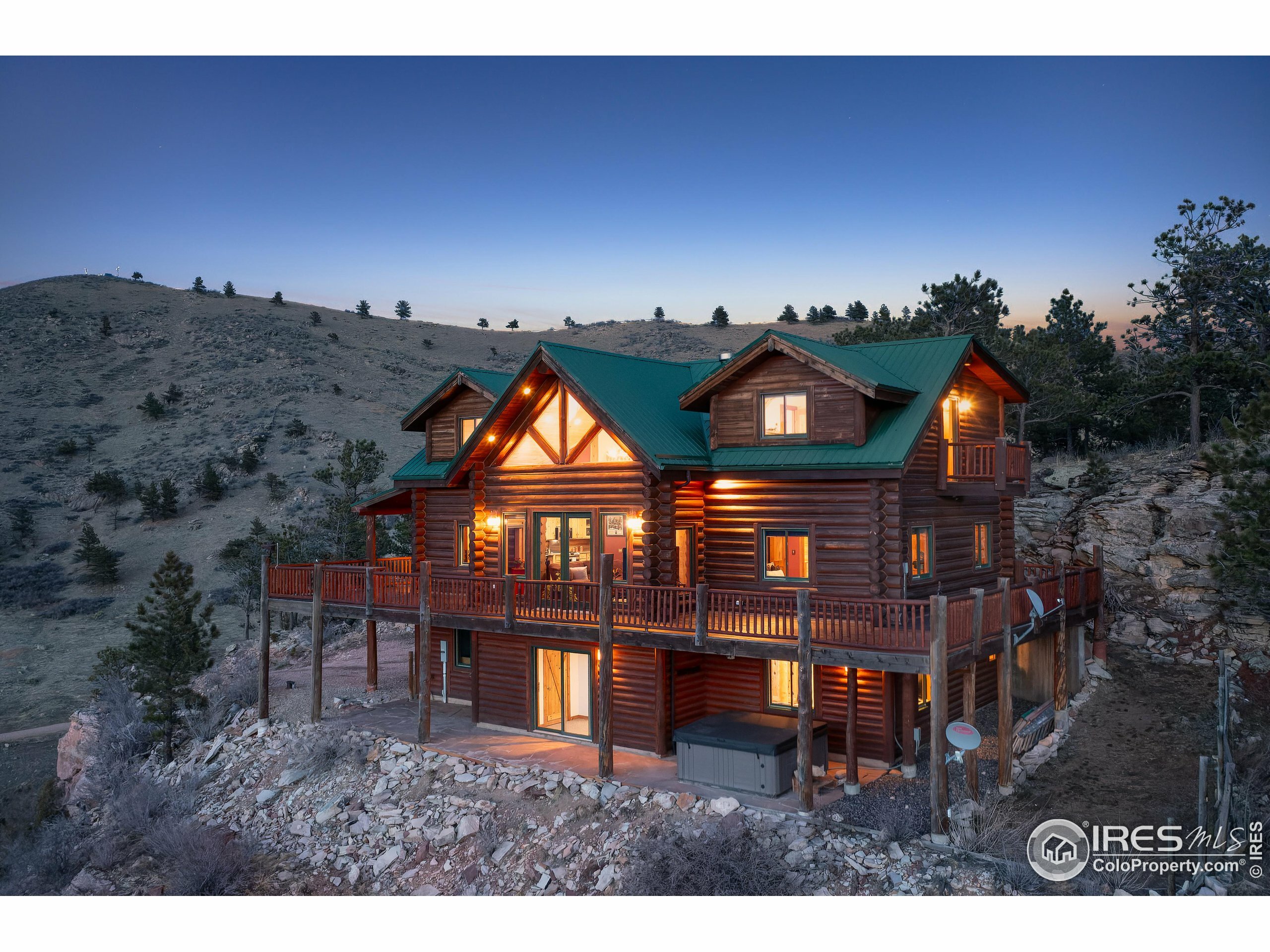 Property Photo:  370 Blue Mountain Trl  CO 80540 