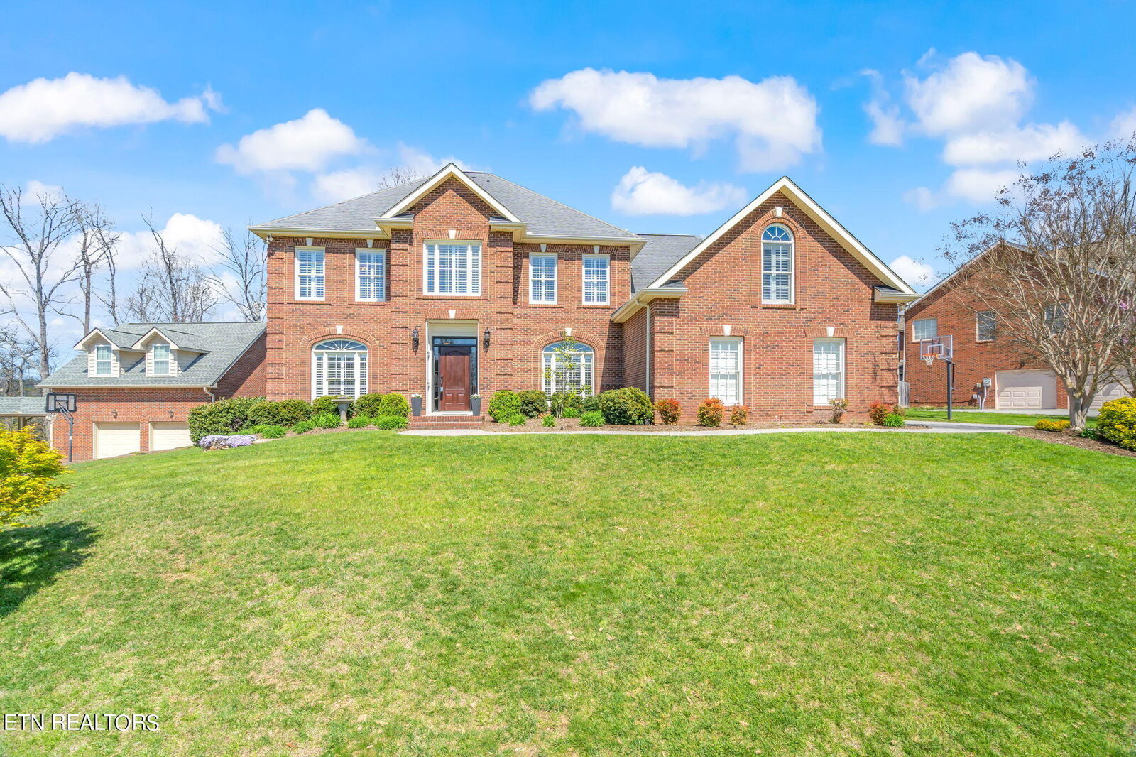 Property Photo:  8324 Lake Village Circle  TN 37938 
