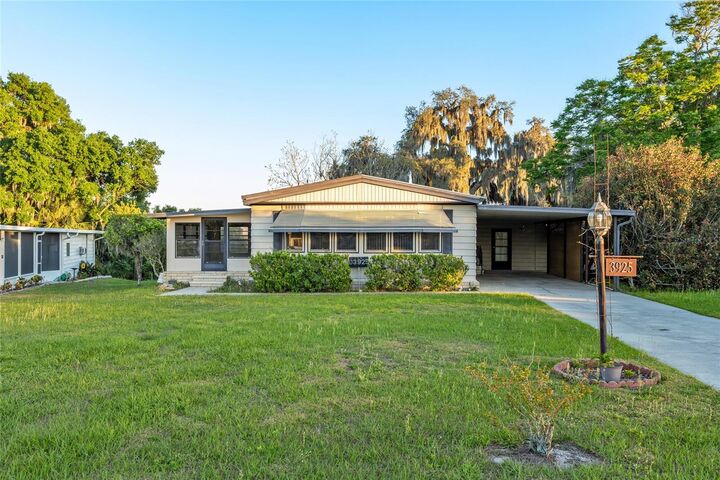 Property Photo: 3925 Citrus Circle FL 34731