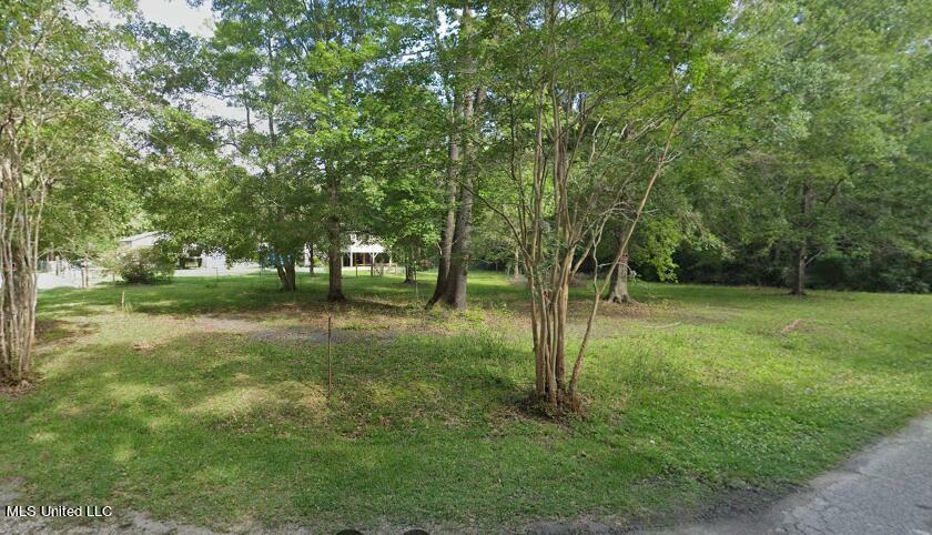 Property Photo:  Riverside Drive  MS 39532 