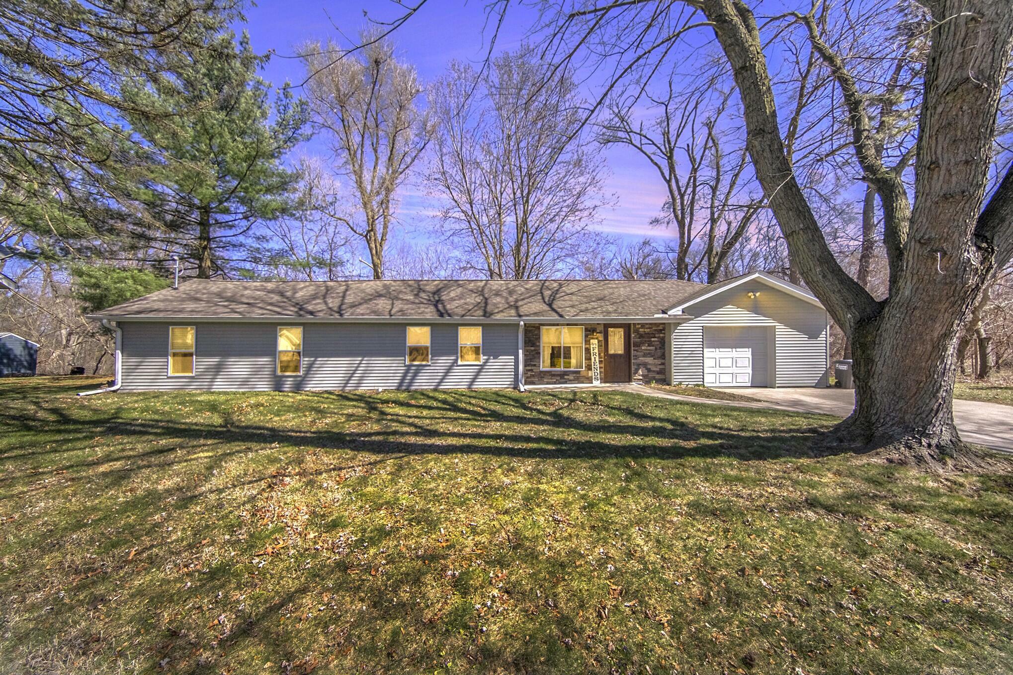 Property Photo:  535 Fairyland Avenue  MI 49202 