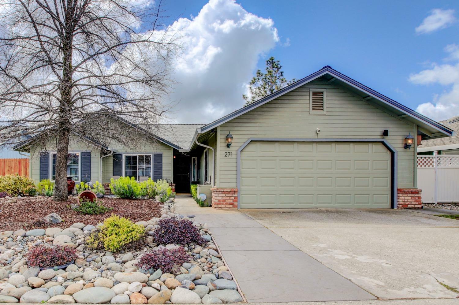 Property Photo:  271 Cypress Hill Drive  CA 95945 