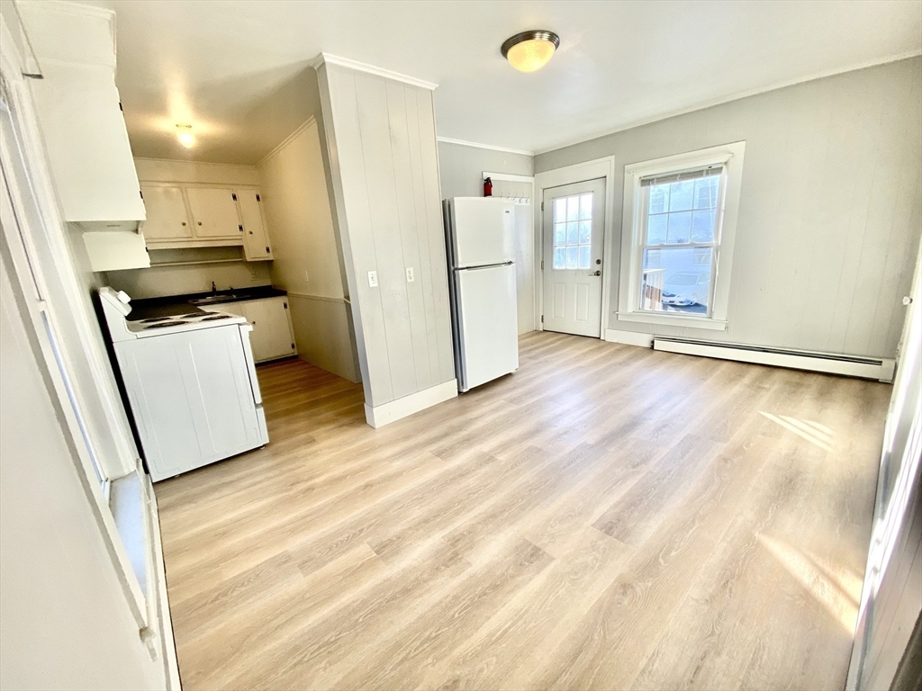 Property Photo:  33 Edwards St 2A  MA 01550 