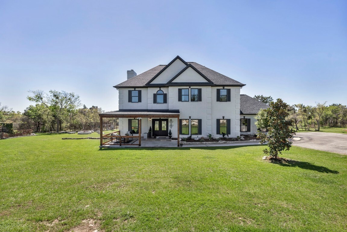 Property Photo:  1111 Wildwood Crossing  TX 78633 