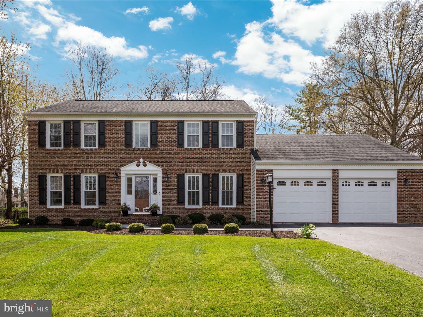 Property Photo:  1428 Rosewood Hill Drive  VA 22182 