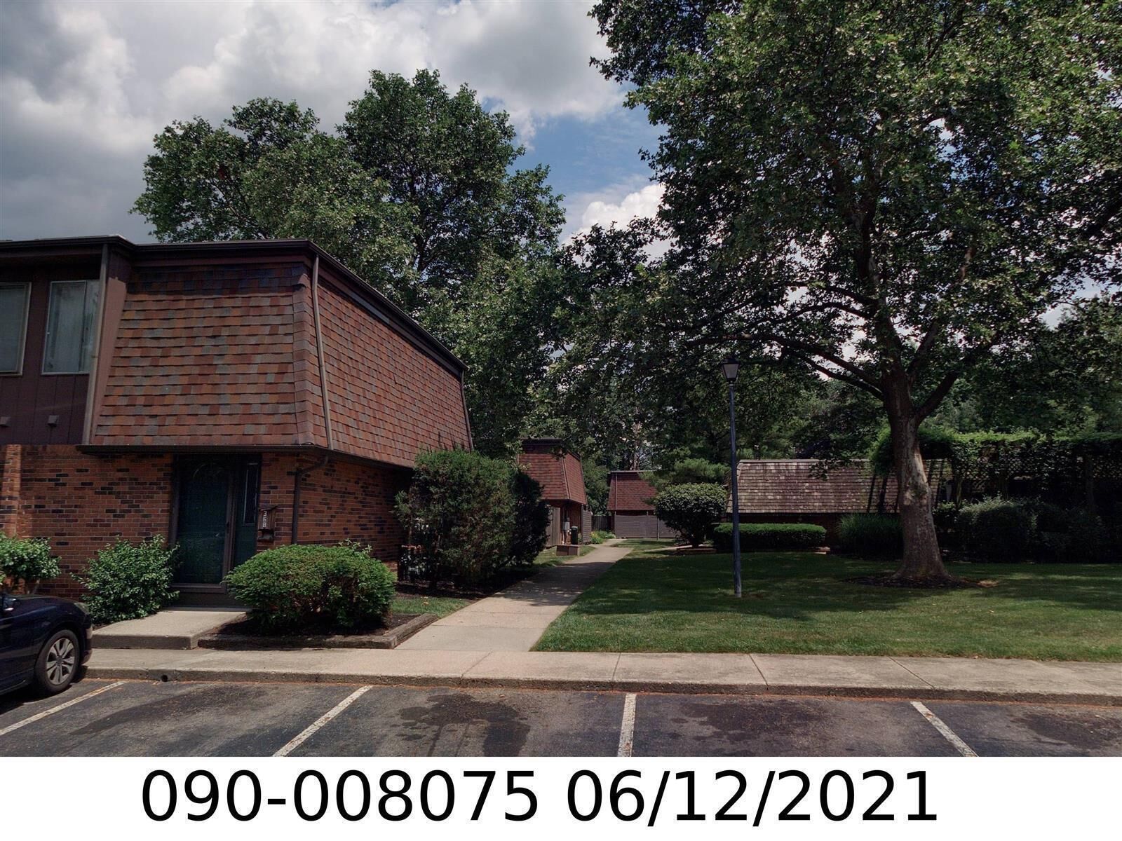 Property Photo:  388 Shell W Court  OH 43213 