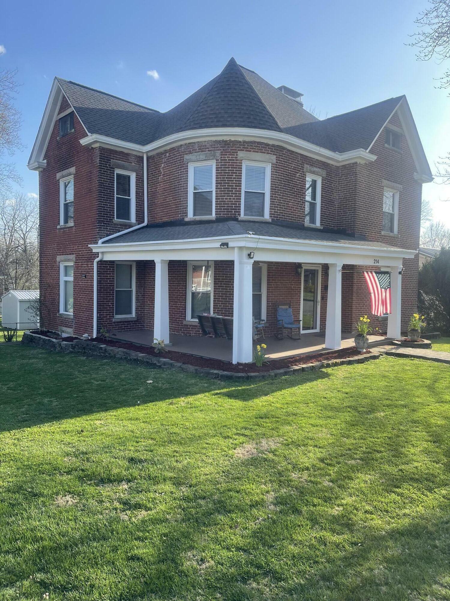 Property Photo:  214 Gano Avenue Avenue  KY 40324 