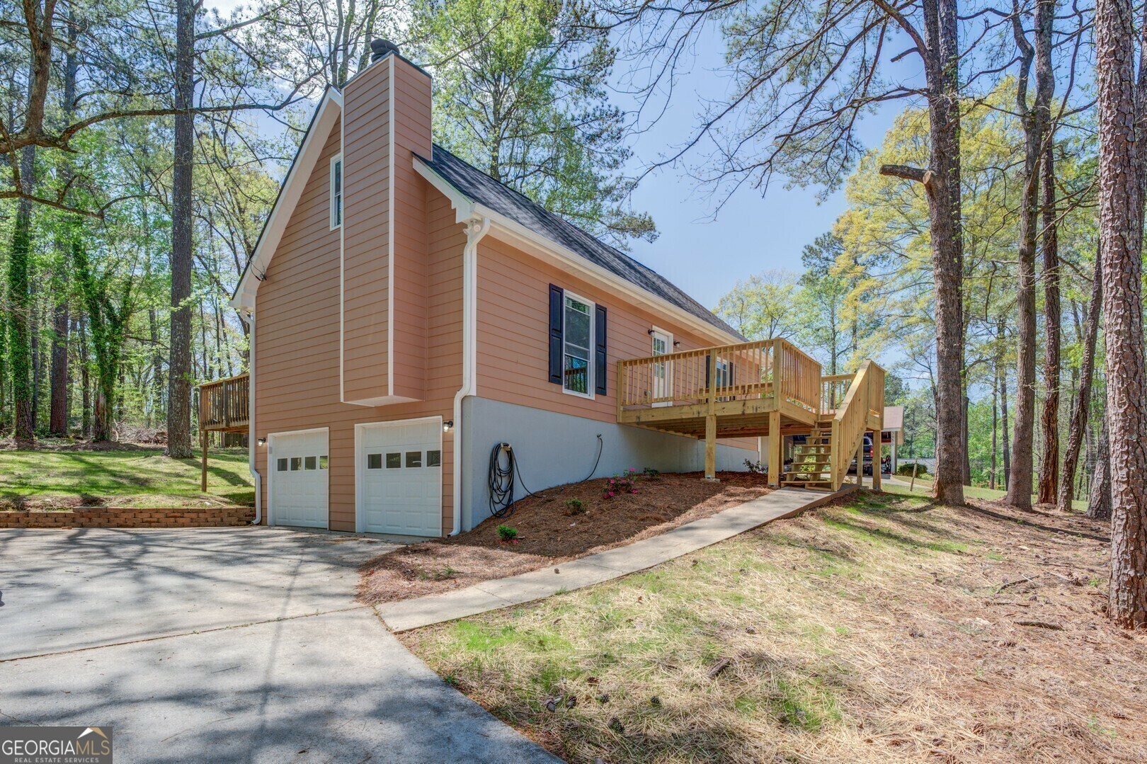 Property Photo:  3958 Woodland Circle SE  GA 30013 