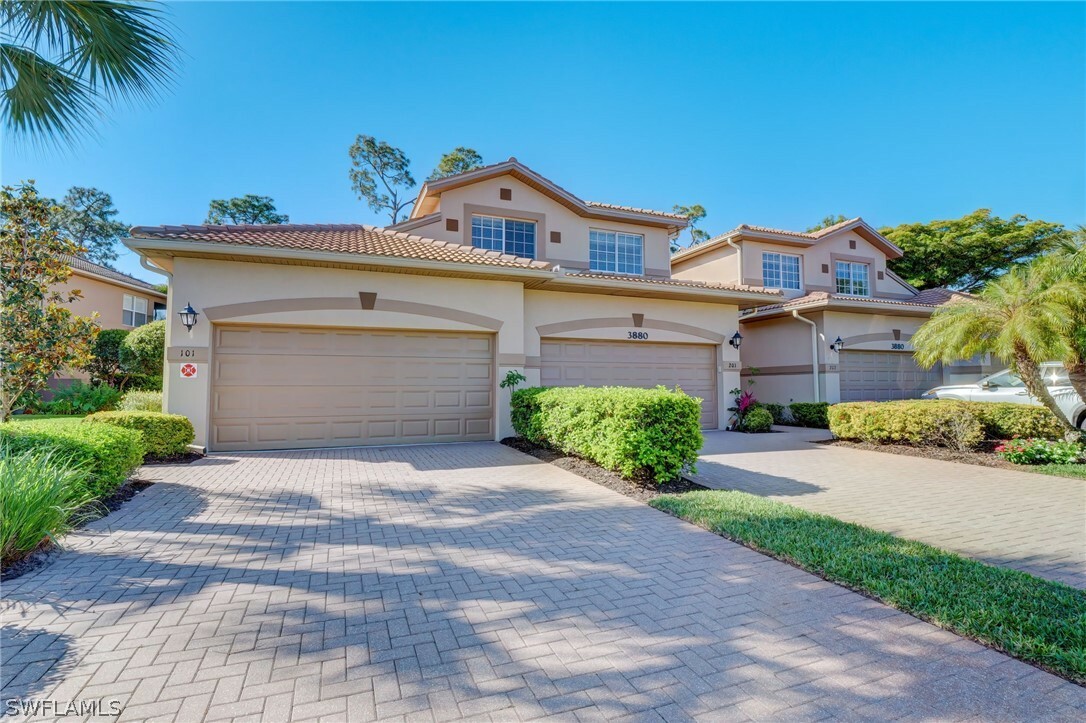 3880 Forest Glen Boulevard 101  Naples FL 34114 photo