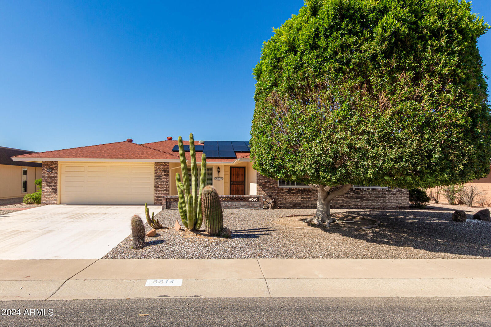 Property Photo: 9814 W Pineaire Drive AZ 85351