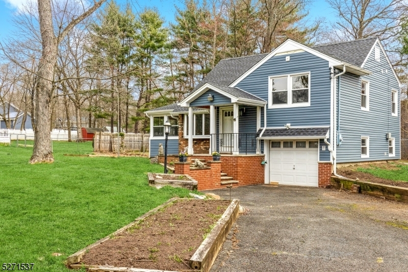 Property Photo:  24 Glen Ave  NJ 07920 