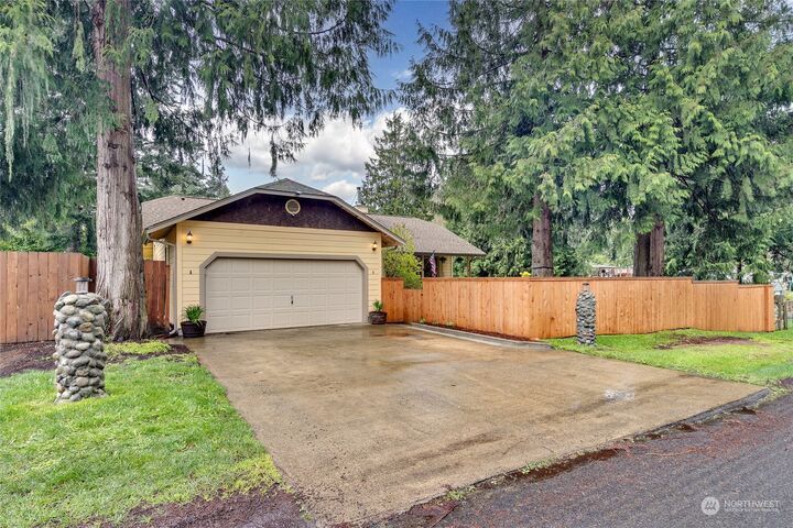 Property Photo:  143 West Maude Street  WA 98339 