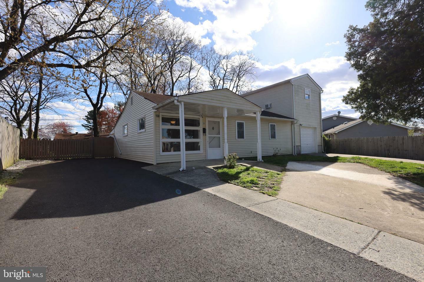 Property Photo:  29 Pierson Place  DE 19720 