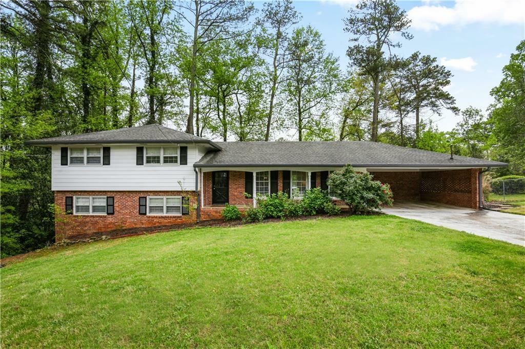 Property Photo:  2959 Applewood Court NE  GA 30345 