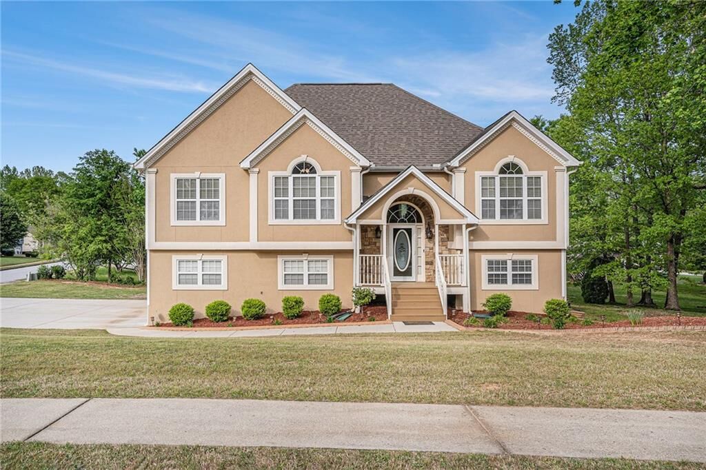 Property Photo:  4087 Staghorn Court  GA 30135 