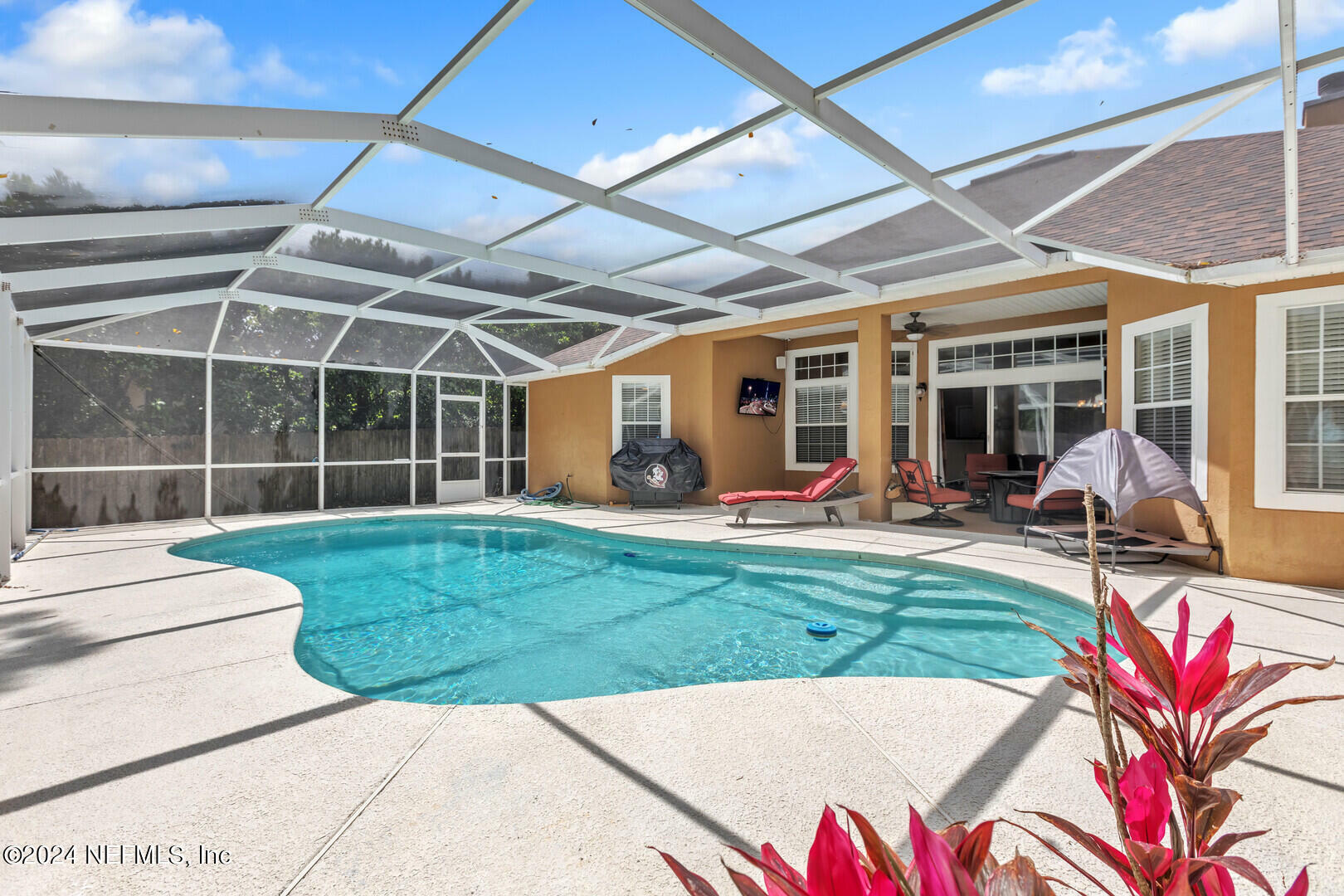 Property Photo:  8693 Reedy Branch Drive  FL 32256 