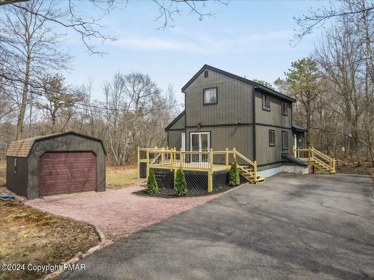Property Photo:  317 Clearview Drive  PA 18334 
