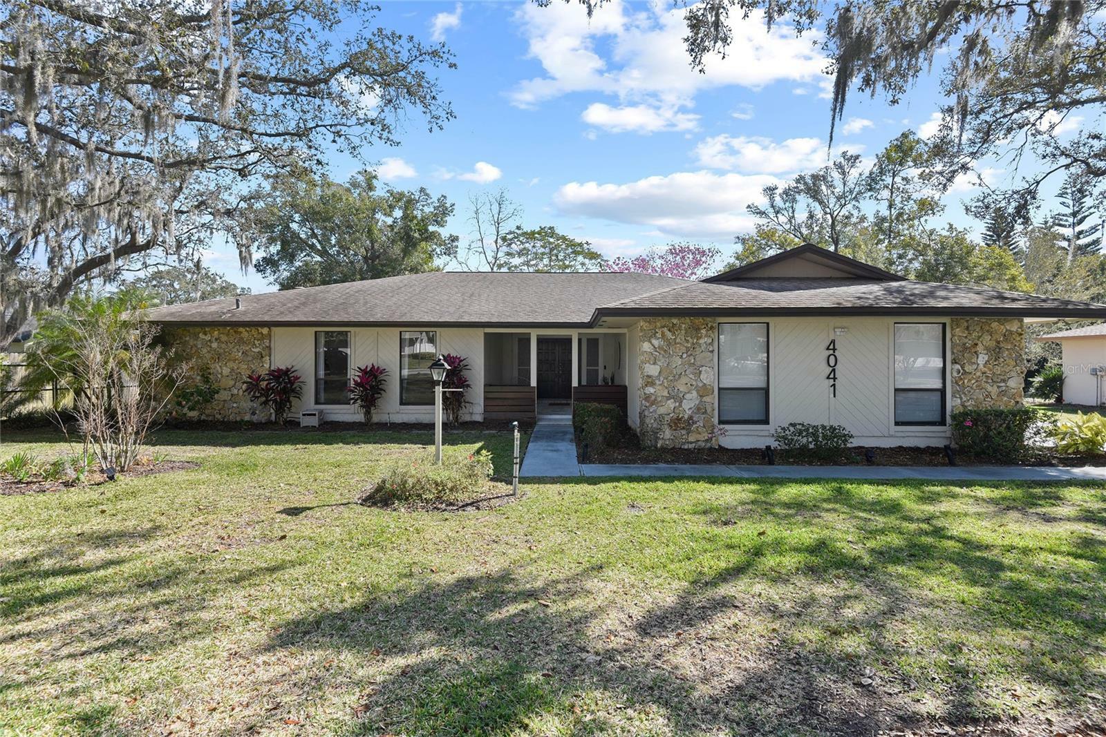 Property Photo:  4041 Yacht Court  FL 32792 