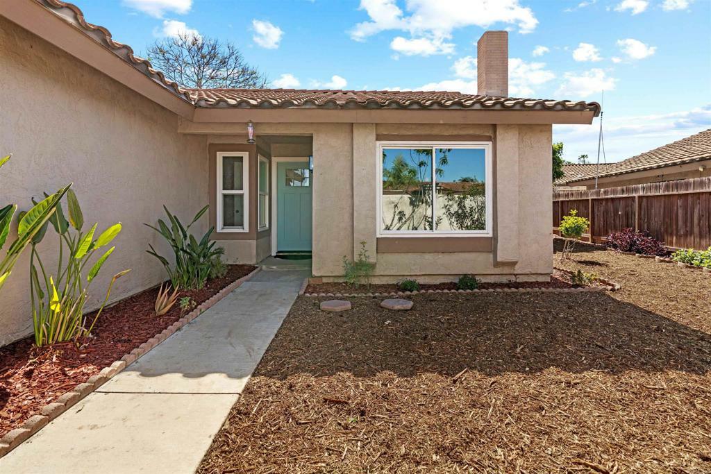 Property Photo:  4867 Palmetto Drive  CA 92057 