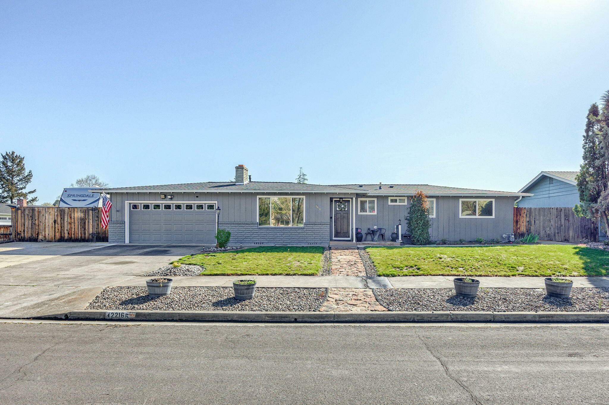 Property Photo:  2216 Fairbanks Avenue  OR 97504 