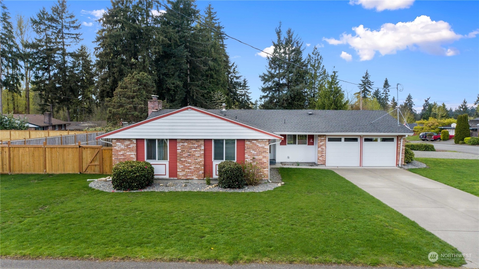 Property Photo: 4451 S 350th Street WA 98001