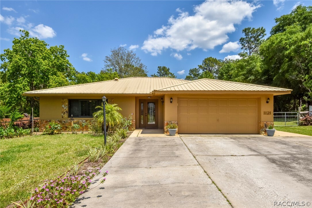 1121 N Greentree Terrace  Lecanto FL 34461 photo