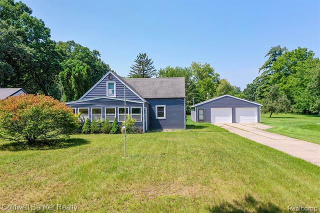 Property Photo:  2265 Dexter Road  MI 48326 