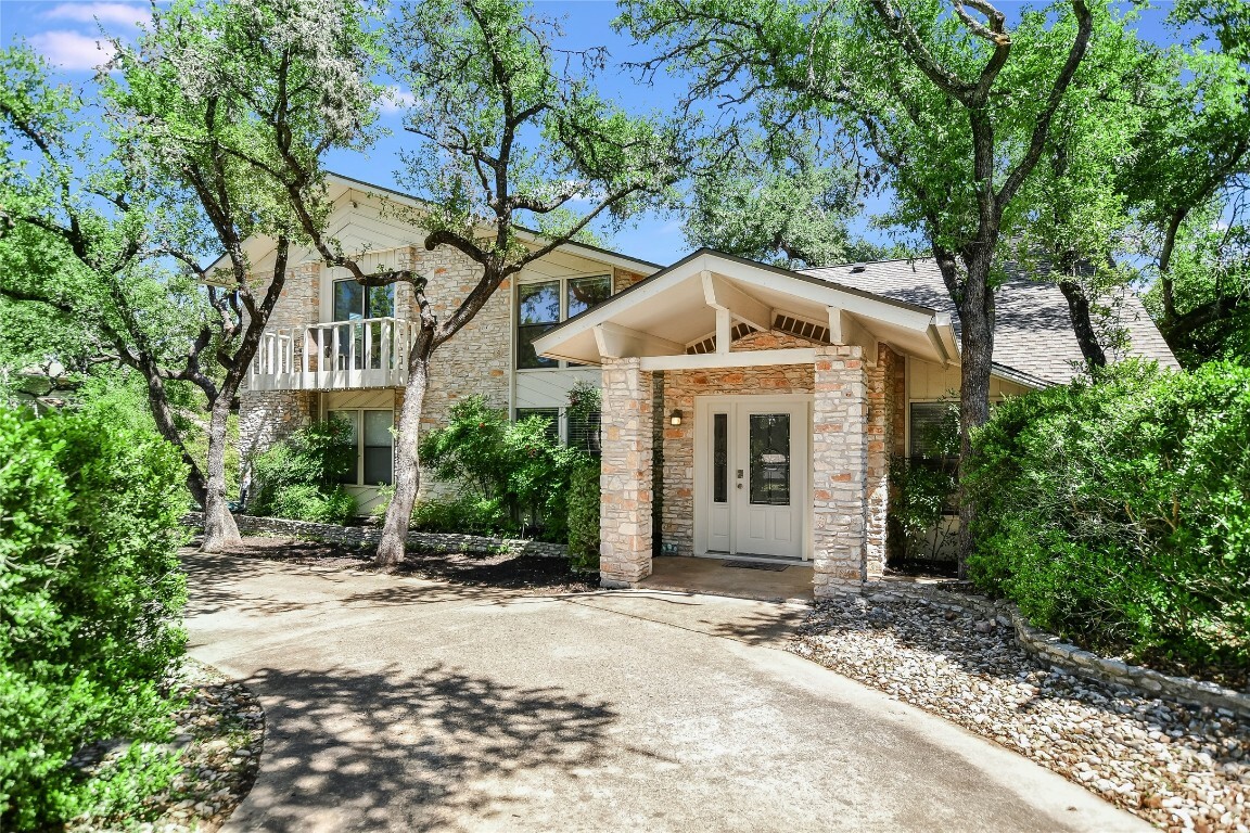 Property Photo:  9822 Mandeville Circle  TX 78750 