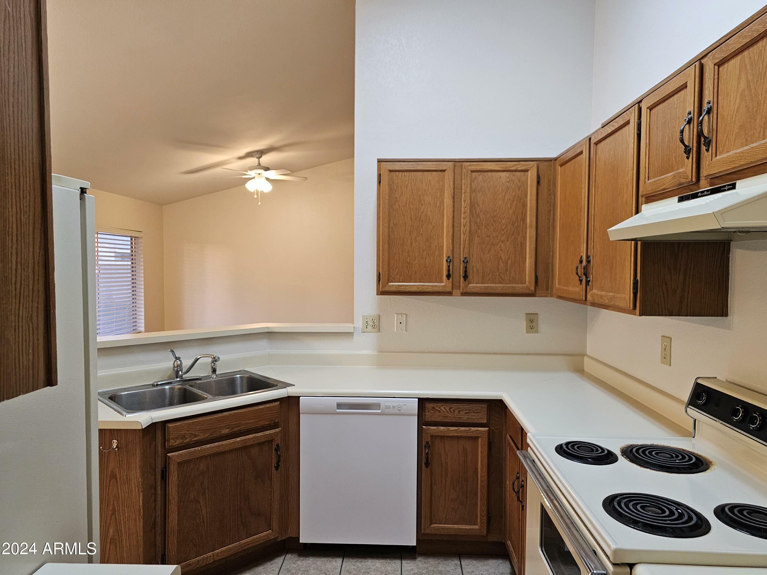 Property Photo: 8580 W St John Road AZ 85382
