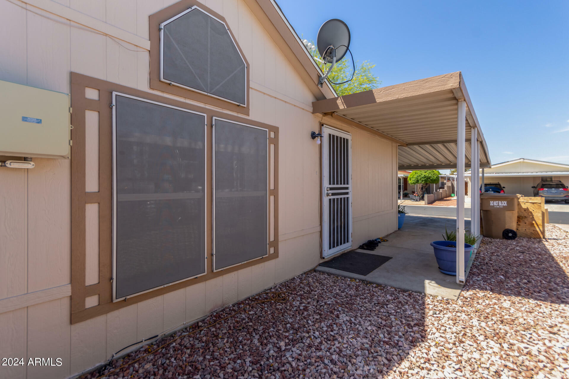 Property Photo:  8601 N 103rd Avenue 114  AZ 85345 