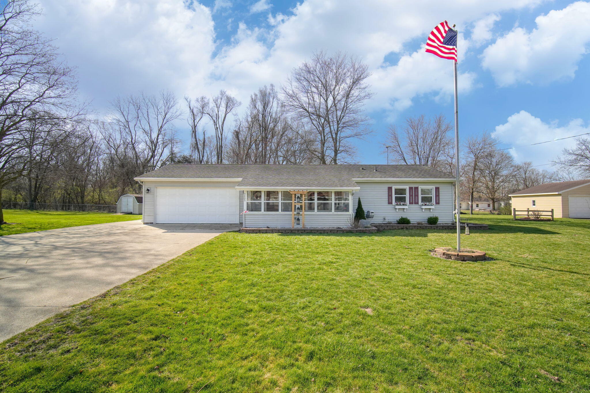 Property Photo:  3405 Shardale Drive  MI 49203 