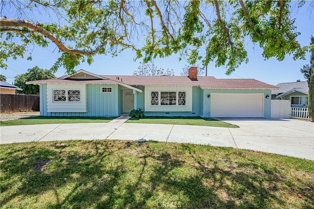 Property Photo:  41321 Merriwood Drive  CA 92544 