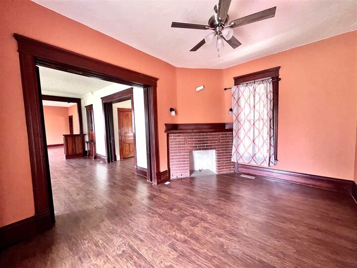 Property Photo:  417 N 3rd Street  OK 74601 