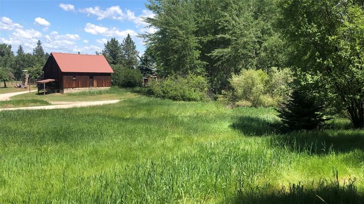 Property Photo: 305 Jorgy Way MT 59840