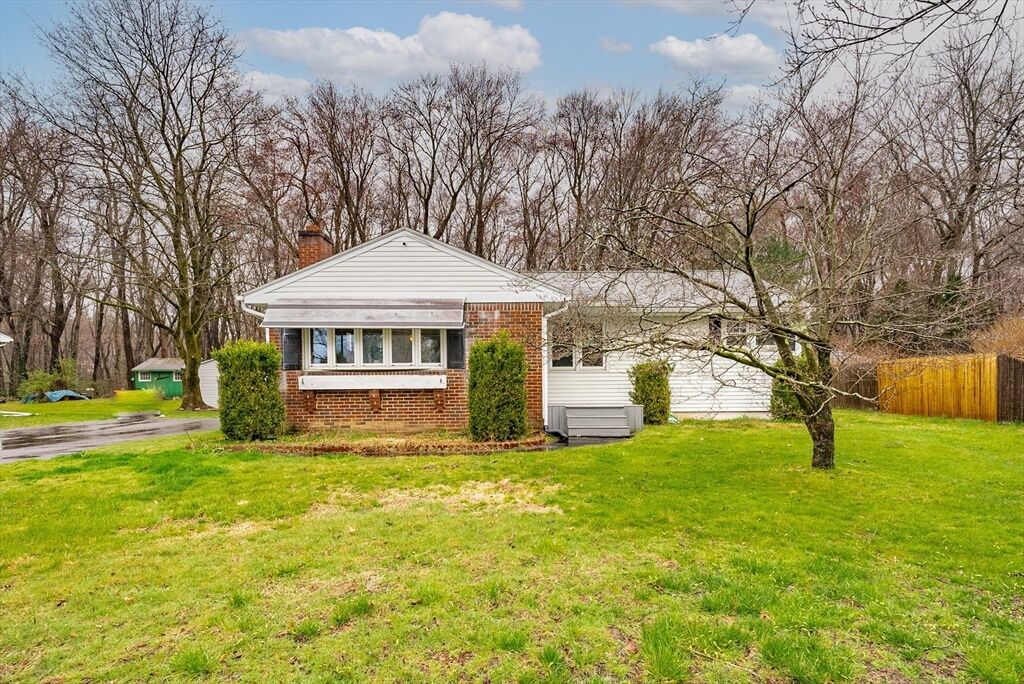 Property Photo: 137 Florida Drive MA 01001