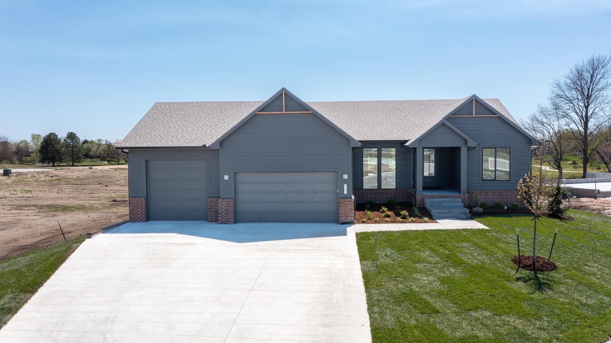 Property Photo:  511 Glen Creek St  KS 67114 