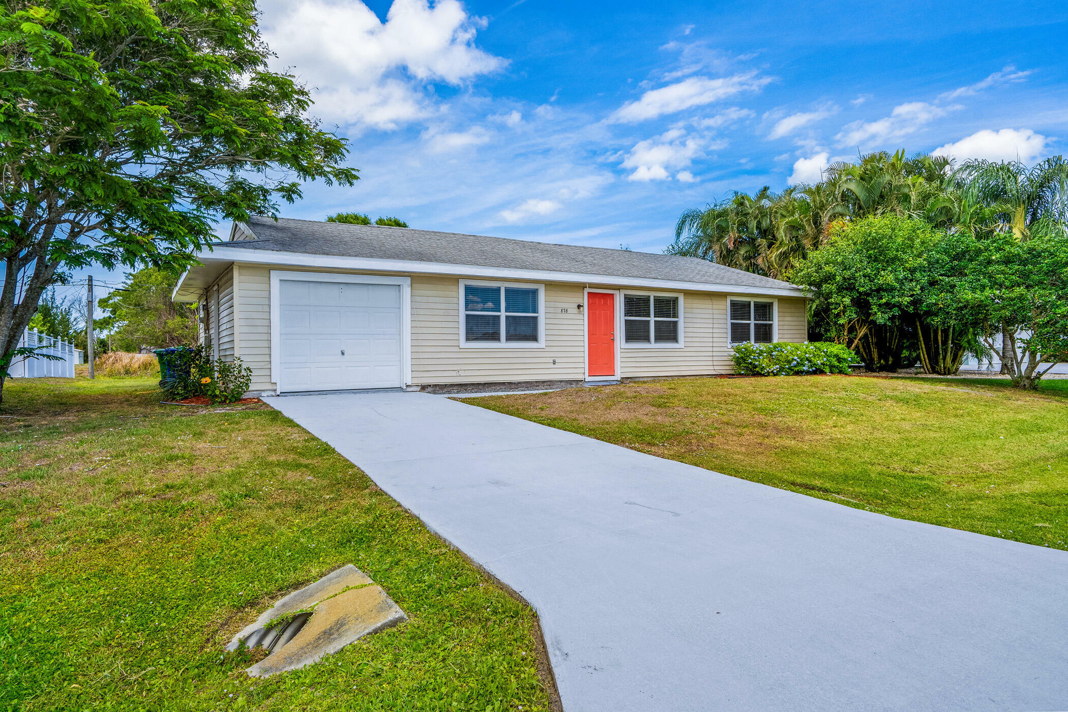 Property Photo: 878 Wentworth Street FL 32958