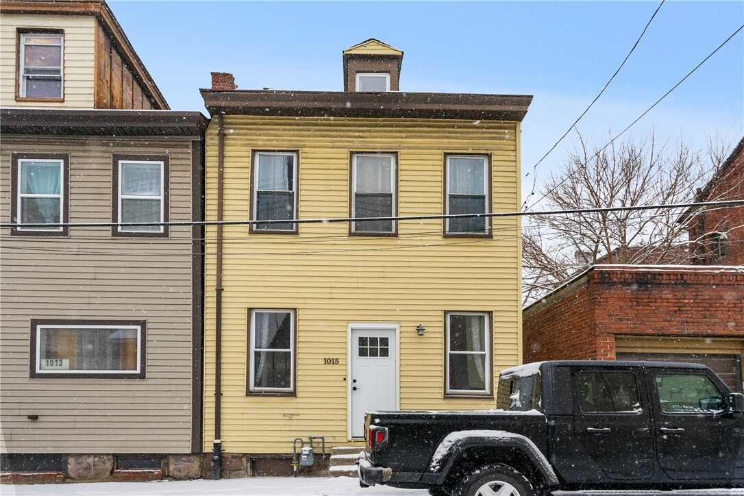 Property Photo:  1015 Constance St  PA 15212 