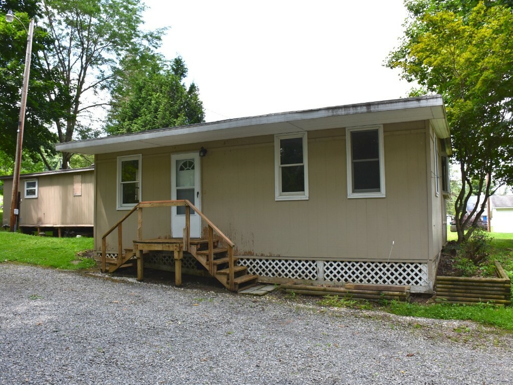 Property Photo:  18117 Turner Road  PA 16335 