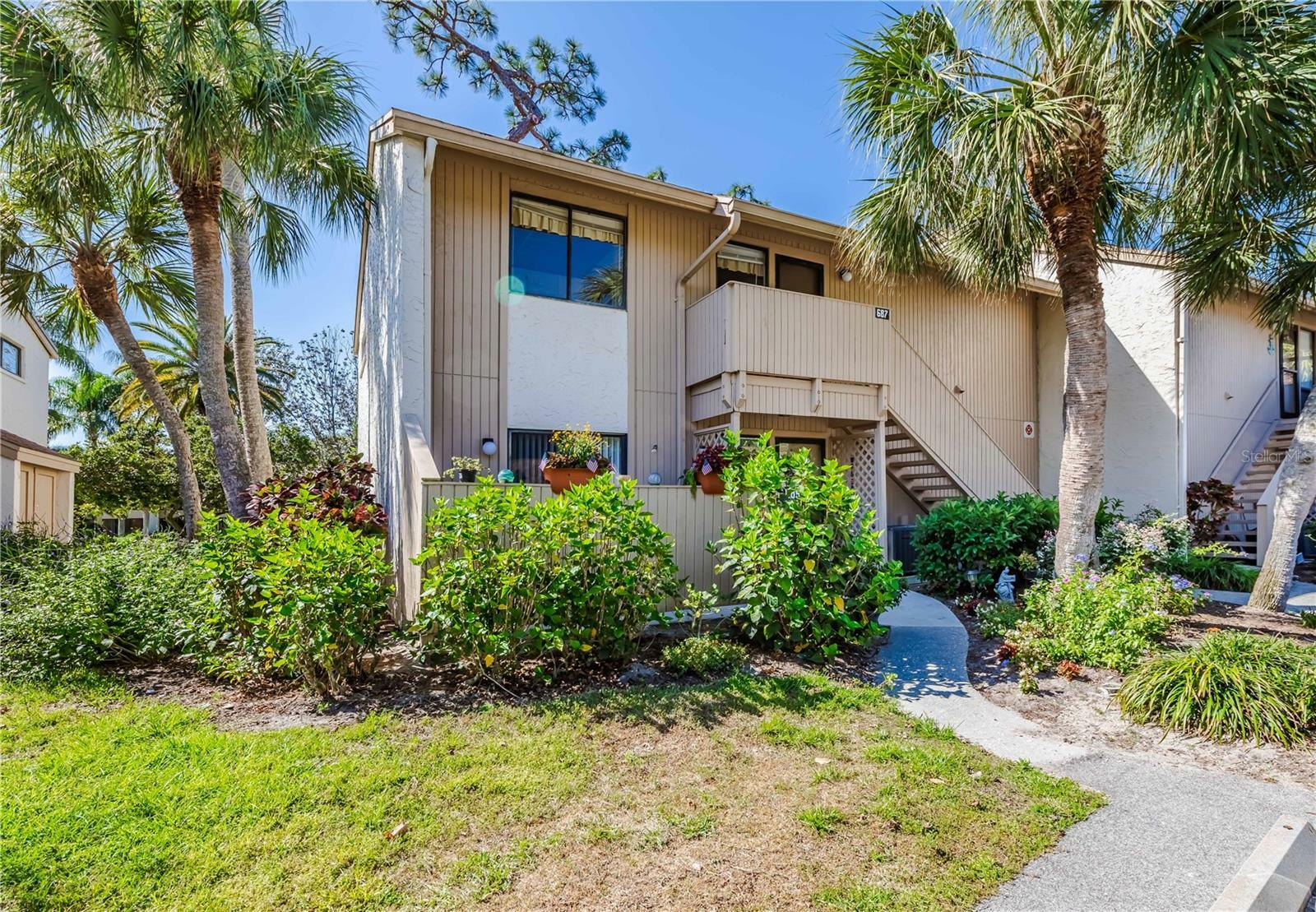 Property Photo:  687 Bird Bay Circle 106  FL 34285 