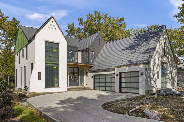 Property Photo: 315 Redbud Drive IL 60540