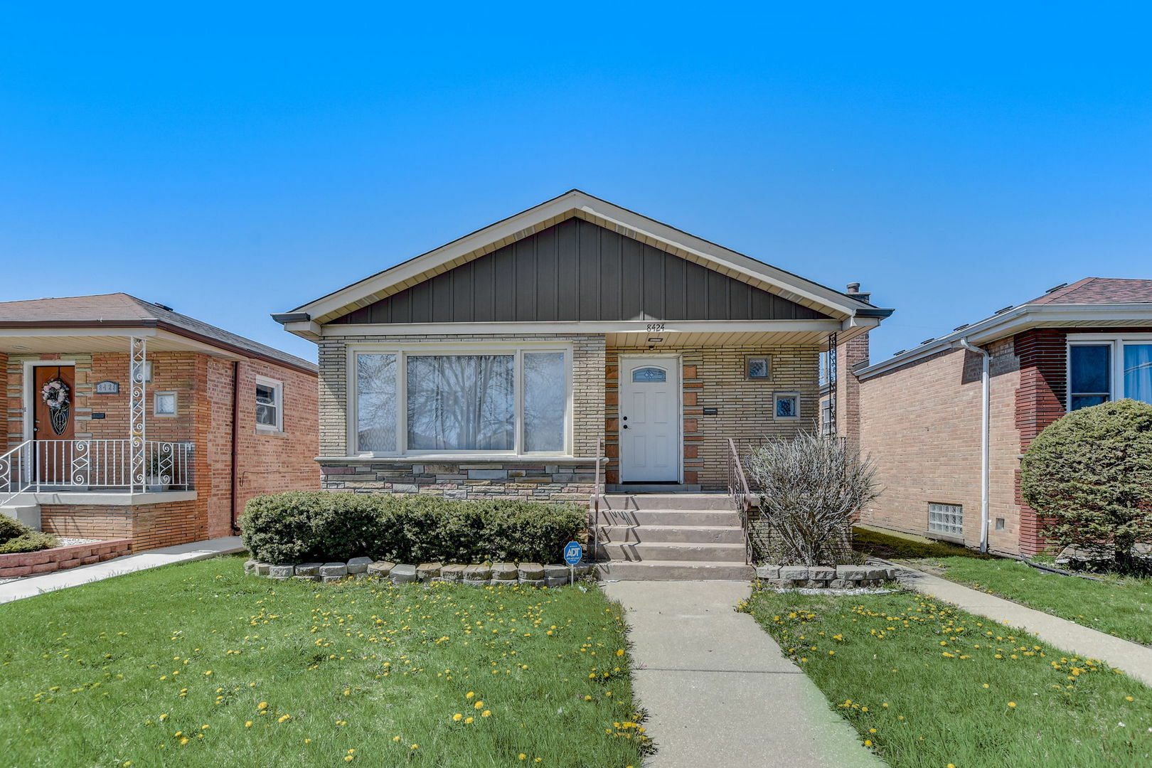 Property Photo:  8424 S Kostner Avenue  IL 60652 