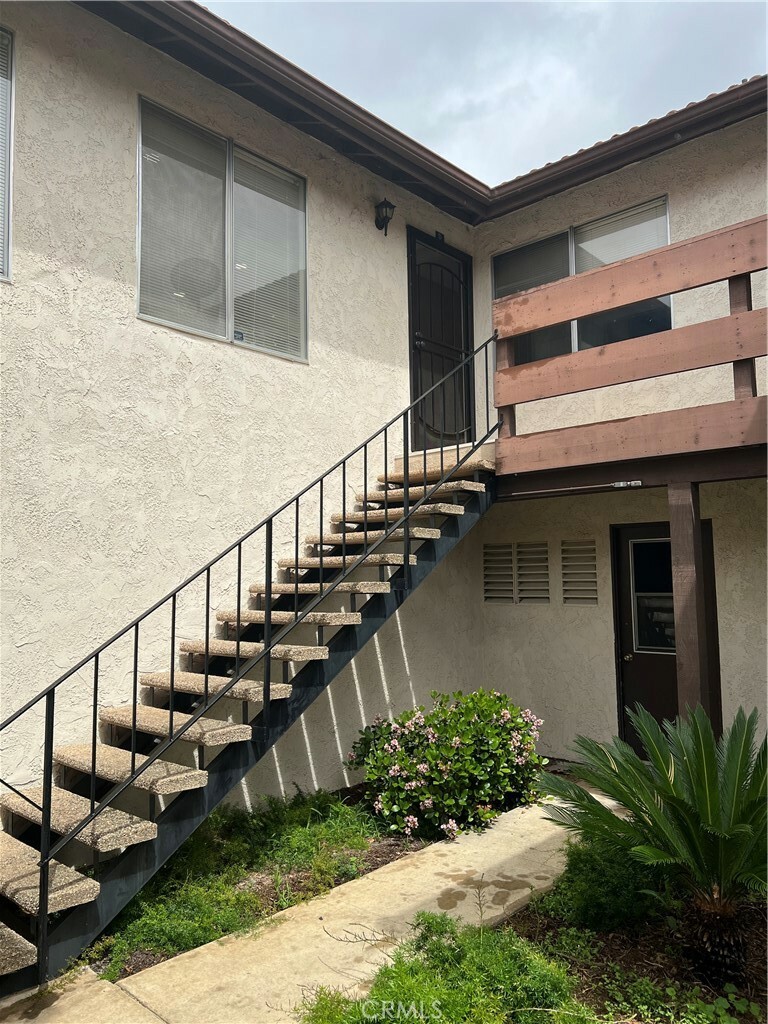 Property Photo: 1305 Brentwood Circle D CA 92882