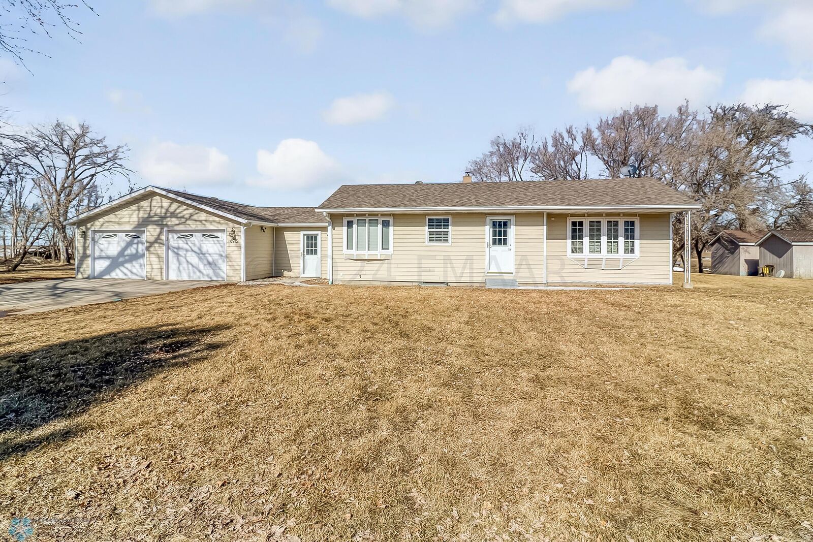 Property Photo:  6915 58 Avenue N  ND 58042 