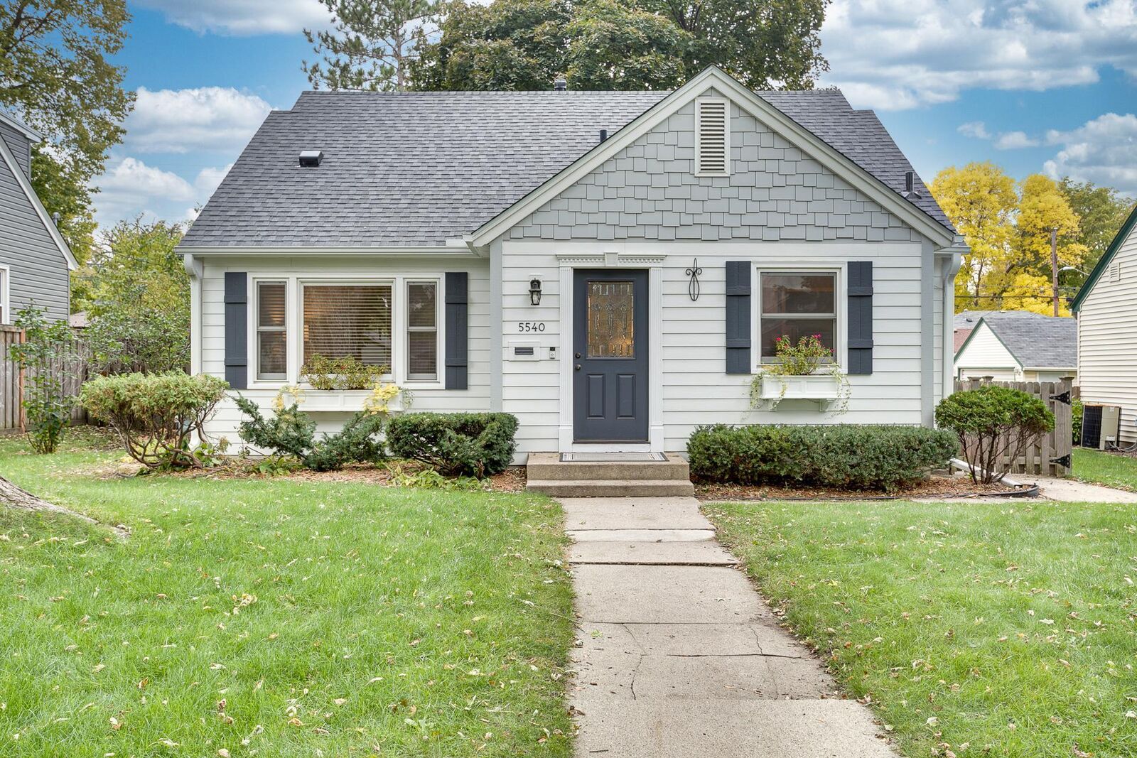 Property Photo:  5540 James Avenue S  MN 55419 