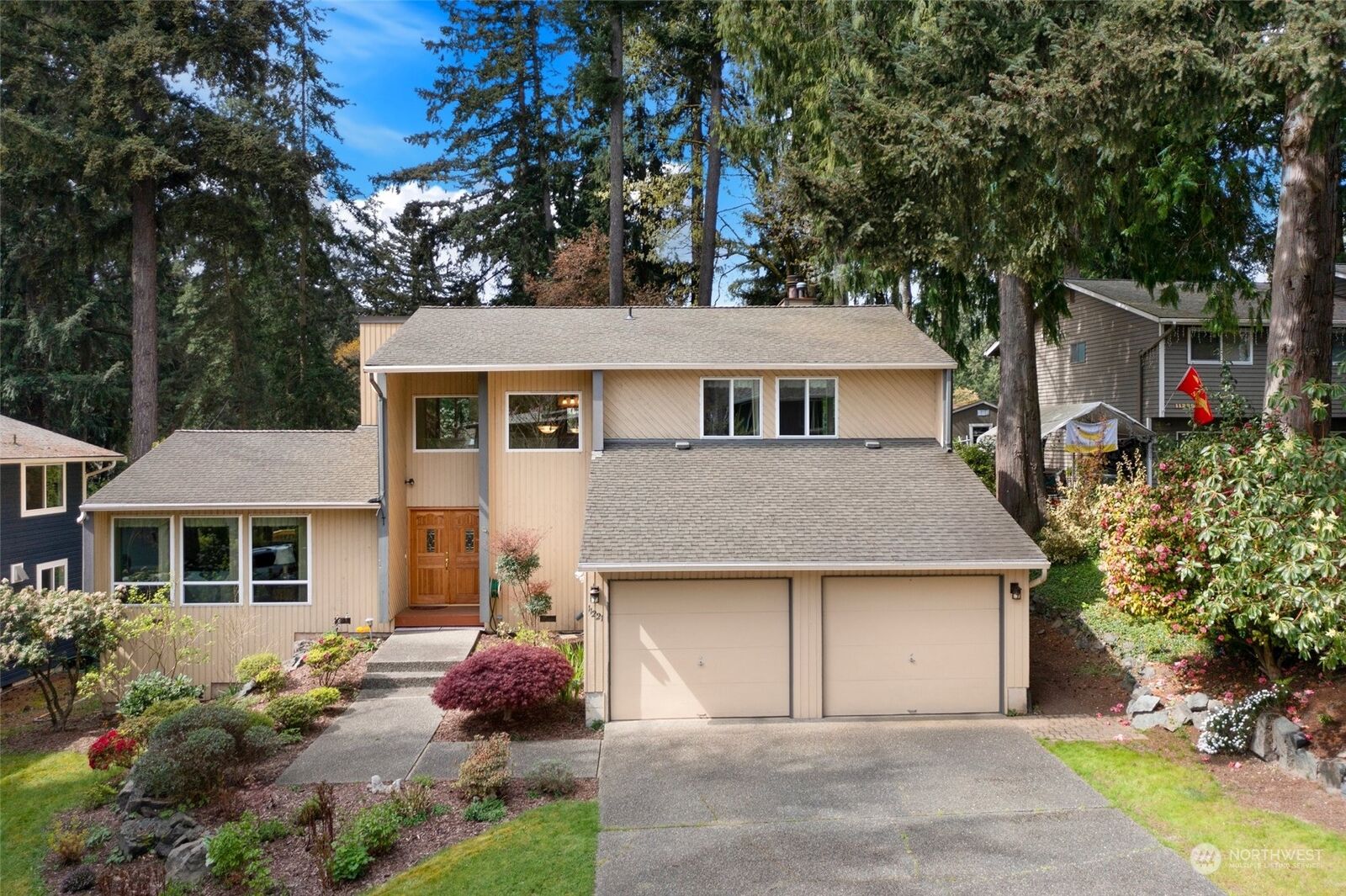 Property Photo:  11221 116th Place NE  WA 98033