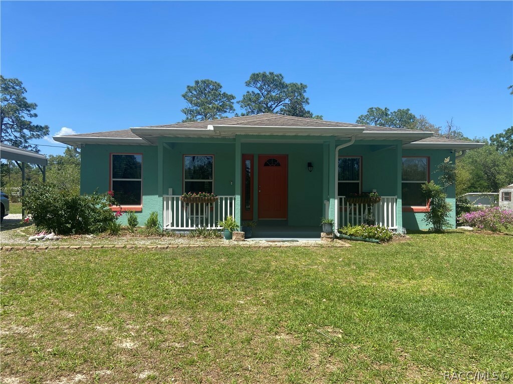 Property Photo:  2157 S Colonial Avenue  FL 34448 