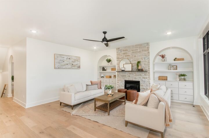 Property Photo: 329 N Sarah Ct KS 67037